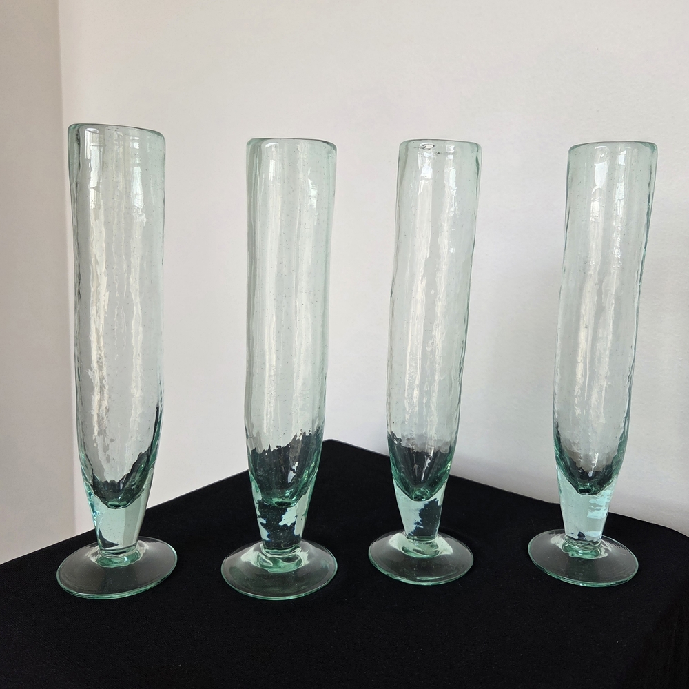Elegant Glass Champagne Flutes - Set of 4